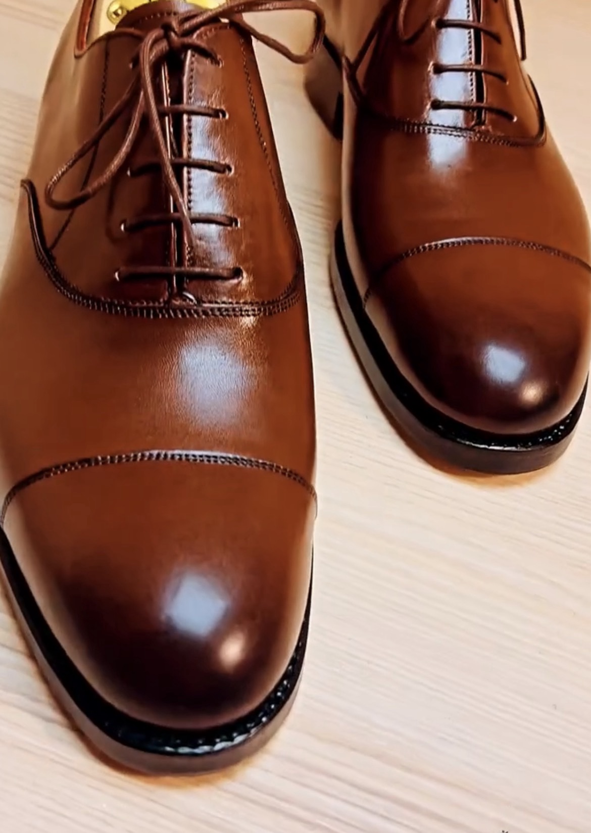 Férfi cipőápoló csomag elegáns bőr cipőkhöz - KÖZÉPBARNA 4 Férfi cipőápoló csomag elegáns bőr cipőkhöz - KÖZÉPBARNA - Image 4